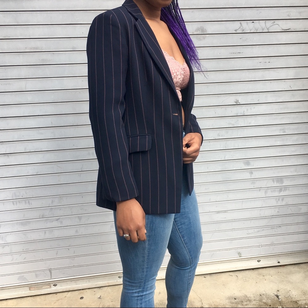 Blazer - Picture 6 of 8